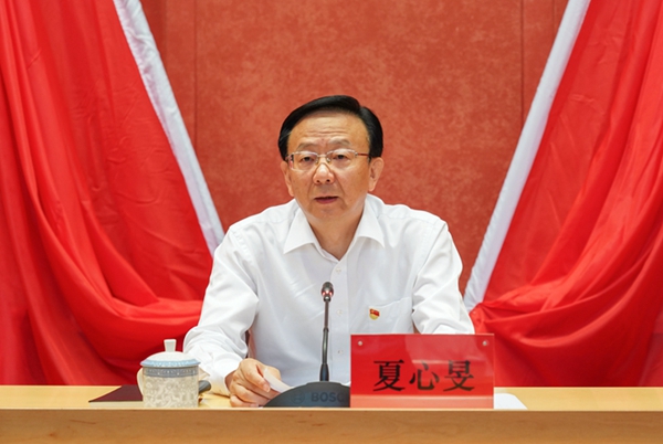 江蘇省副省長(zhǎng)夏心旻講授黨課。魯茂亮攝