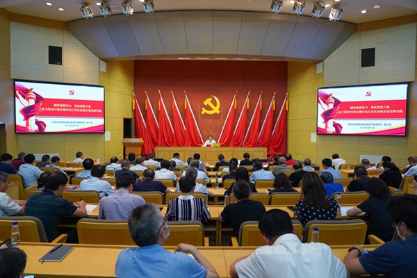 黨課現(xiàn)場。魯茂亮攝