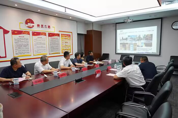 座談交流會現(xiàn)場。魯茂亮攝