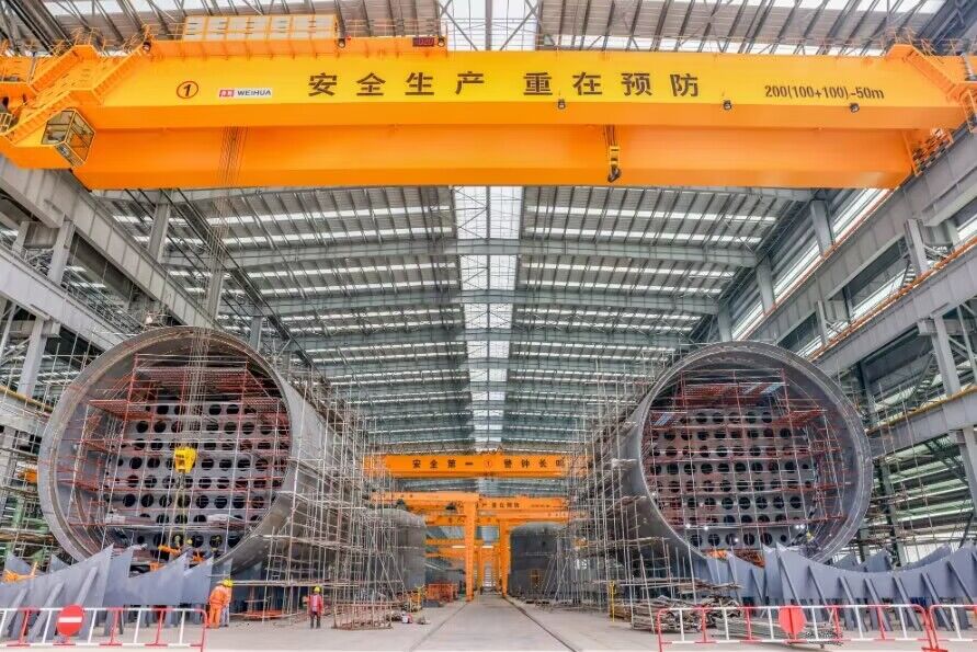 新時(shí)代造船LNG罐體生產(chǎn)現(xiàn)場(chǎng)。盛義攝