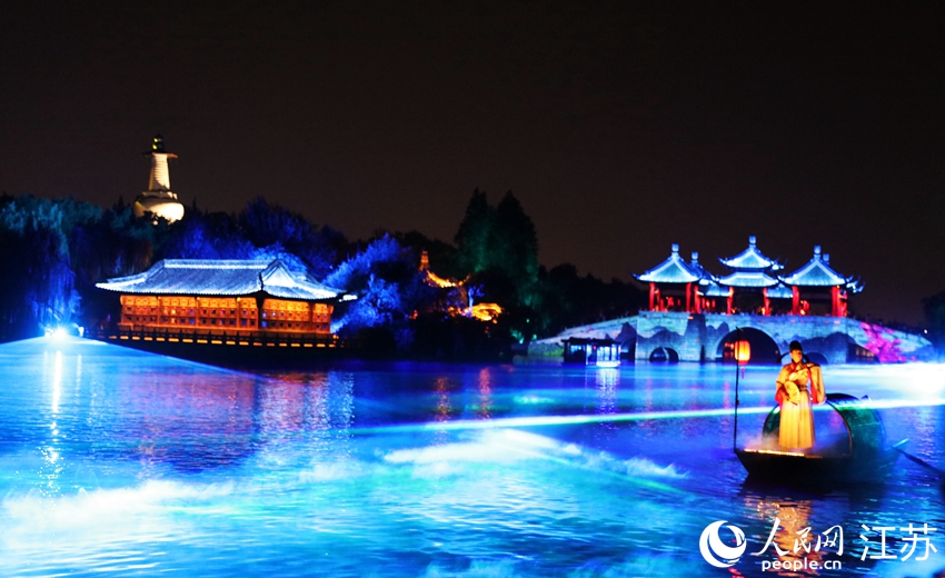 揚(yáng)州瘦西湖夜游項(xiàng)目。人民網(wǎng) 余樂攝
