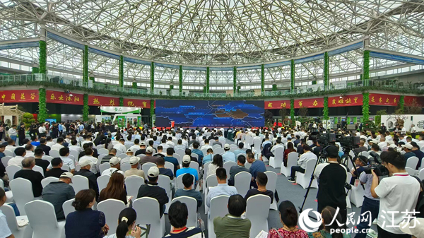 沭陽第十屆花木節(jié)現(xiàn)場。人民網 范堯攝