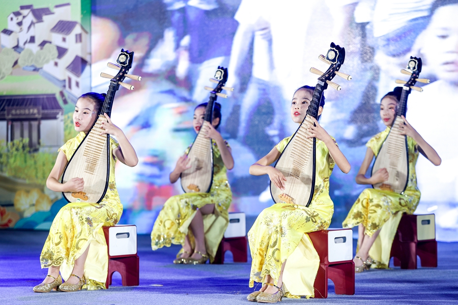 開幕式文藝演出。劉克茂攝