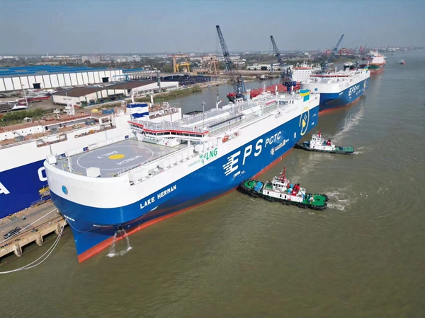 “赫爾曼湖”輪準(zhǔn)備出江試航。揚(yáng)州海事局供圖