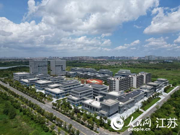 海門區(qū)謇公湖科創(chuàng)中心。人民網(wǎng)記者王繼亮攝