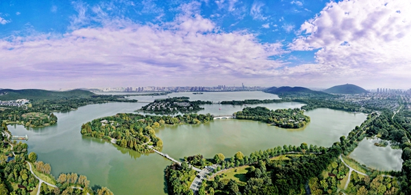 徐州云龍湖風(fēng)景區(qū)。孫井賢攝