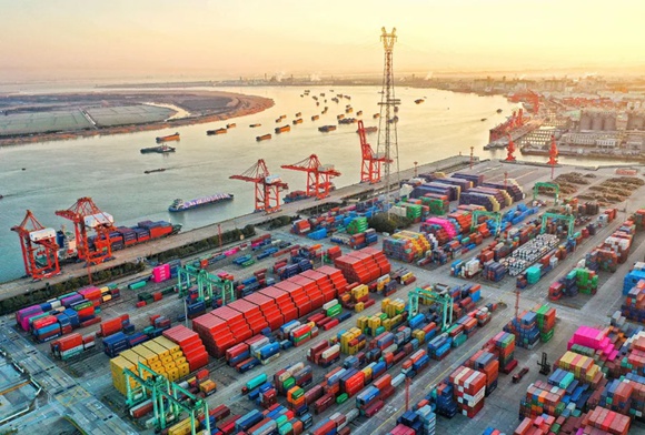 航拍張家港港。張家港海事局供圖