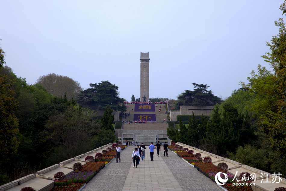 雨花臺烈士紀(jì)念碑。人民網(wǎng) 梁明攝