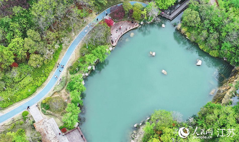 珠山宕口公園美景。人民網(wǎng) 范堯攝