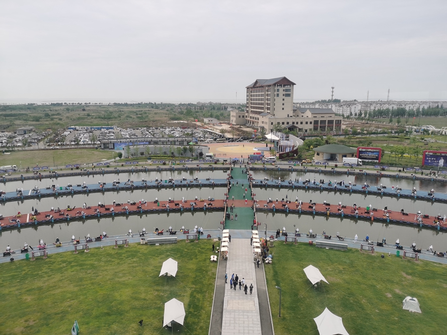 第十三屆泗洪洪澤湖大圓塘釣魚大賽現(xiàn)場(chǎng)。泗洪縣委宣傳部供圖