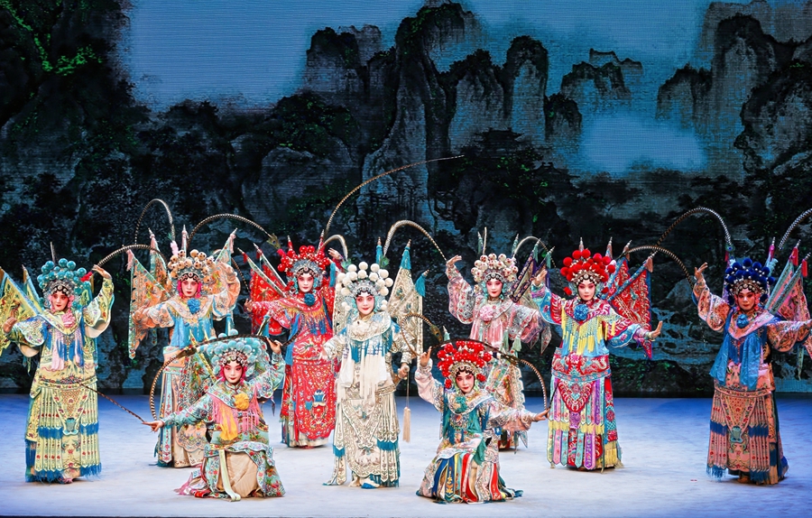 揚劇《百歲掛帥·登高丘》。昆山市文體廣旅局供圖