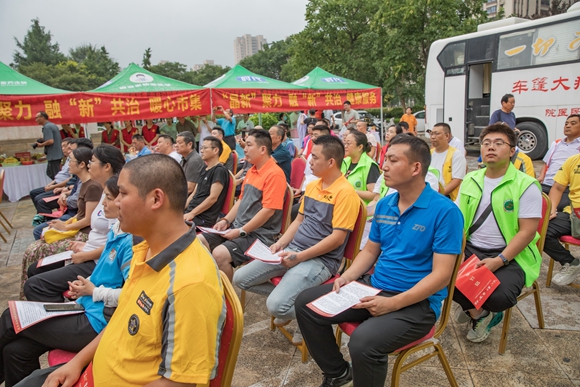 新業(yè)態(tài)新就業(yè)群體現(xiàn)場(chǎng)參與活動(dòng)。邵光明攝