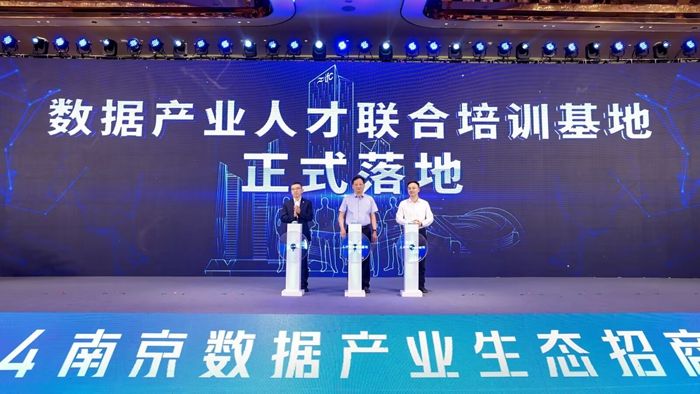 活動現(xiàn)場。建軒攝