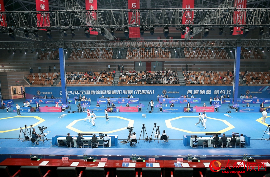 全國跆拳道錦標(biāo)系列賽（第四站）在西安開賽。人民網(wǎng)記者 白鴿攝