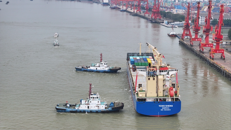 “永盛”輪從張家港啟航。張家港海事局供圖