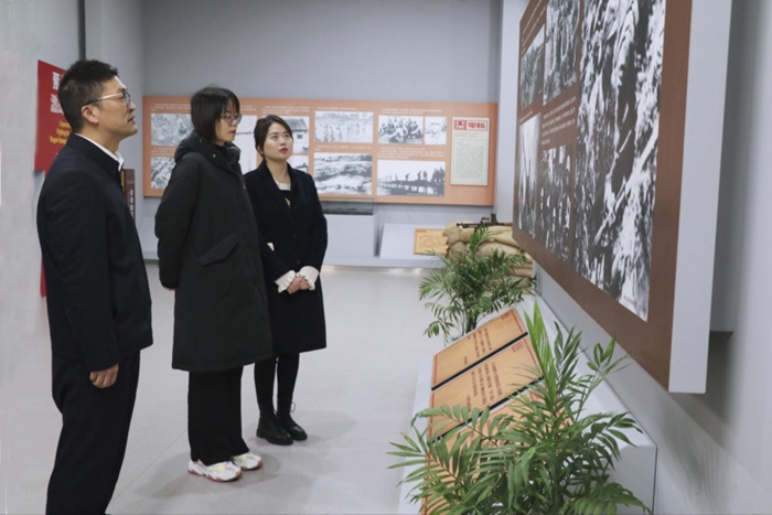 青年員工參觀蘇中七戰(zhàn)七捷紀念館。劉軒儀攝