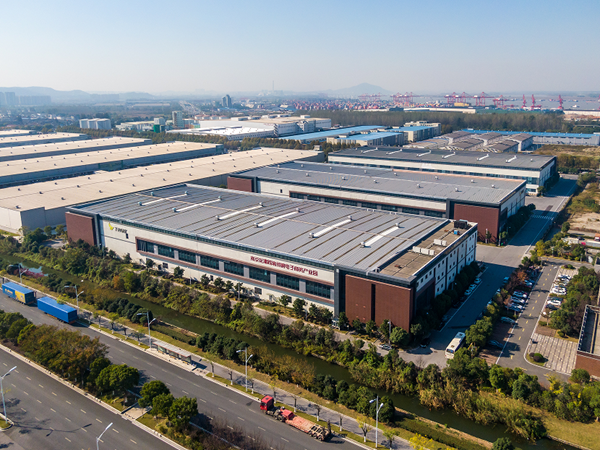 航拍南京龍?zhí)犊缇畴娚坍a(chǎn)業(yè)園。園區(qū)供圖