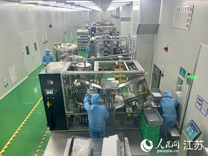 倍加潔集團(tuán)股份有限公司牙膏車間。人民網(wǎng) 王丹丹攝