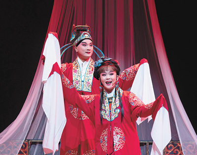 興化市淮劇團(tuán)青春傳承版淮劇《孔雀東南飛》劇照。興化市委宣傳部供圖