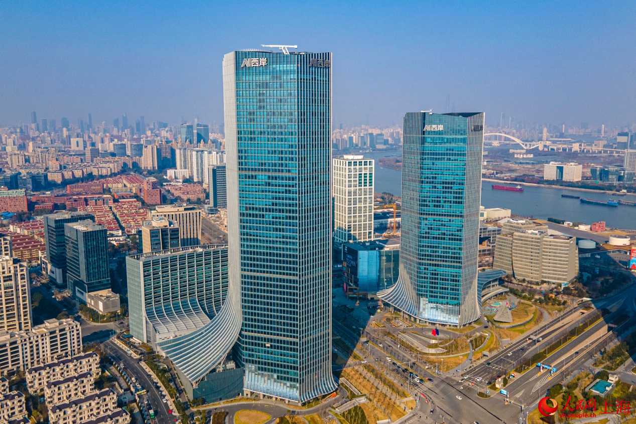 位于徐匯西岸的國際人工智能中心。 人民網(wǎng)記者 王初攝