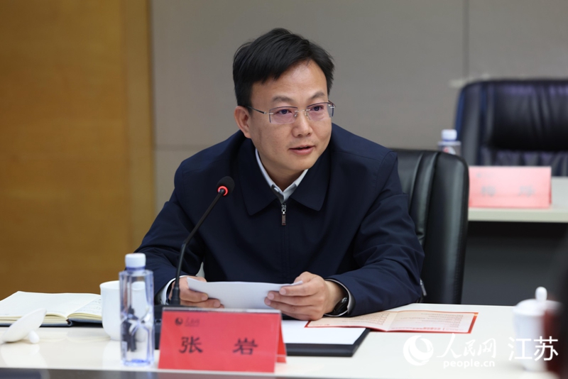 宿遷市沭陽縣政府黨組成員、副縣長張巖做交流發(fā)言。人民網(wǎng) 李昱辰攝