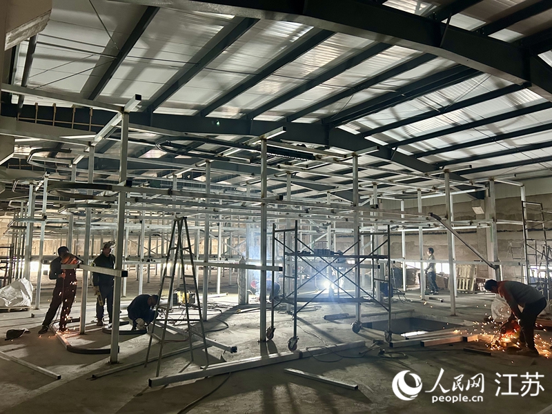 泰州市博世特精密鑄造有限公司車間正在進行改造。人民網(wǎng) 王丹丹攝