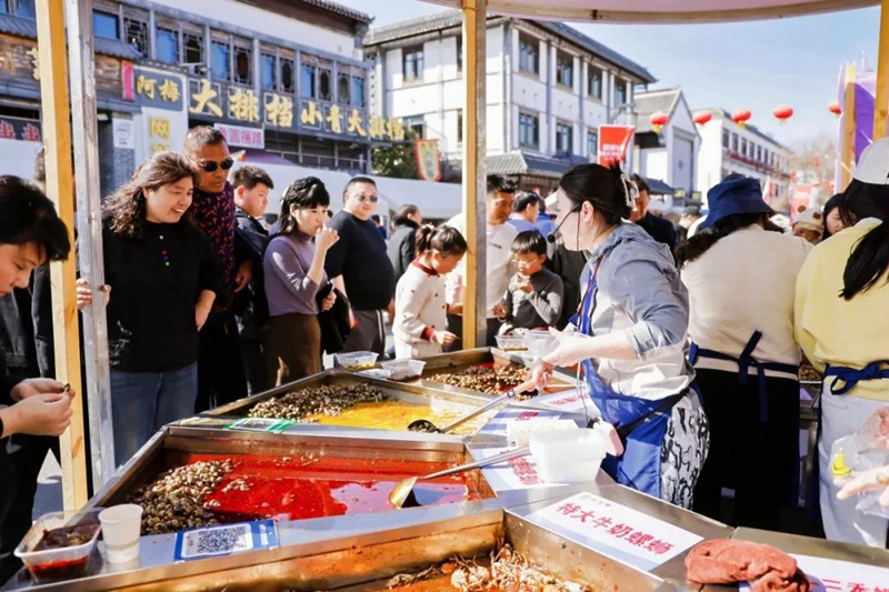 蔣壩螺螄市集。洪澤區(qū)委宣傳部供圖