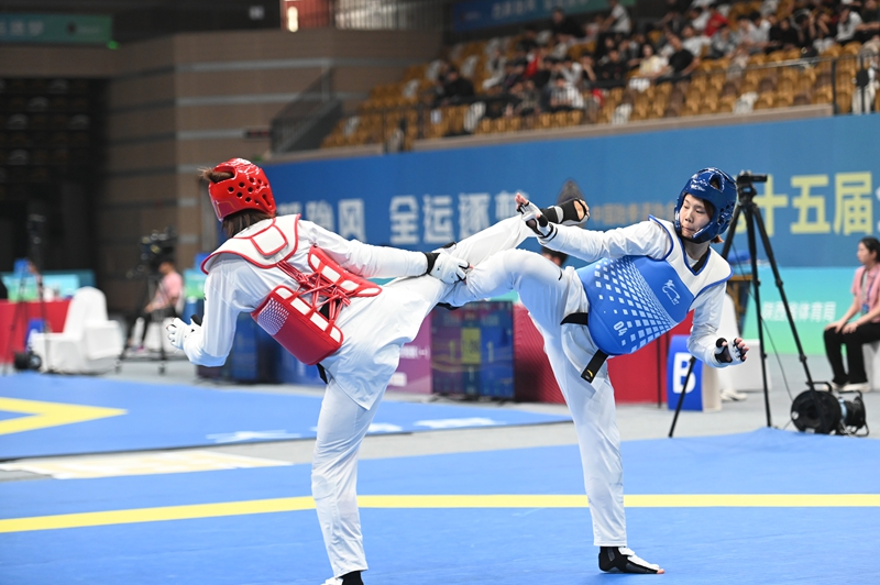 第十五屆全國運動會跆拳道項目資格賽（一）比賽現(xiàn)場。陜西省拳擊跆拳道運動管理中心供圖