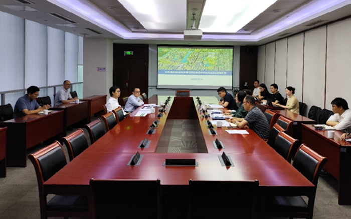 調研座談會現場。蘇州高鐵新城供圖