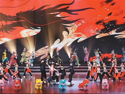 圖為2025海峽兩岸青年文化月開幕表演。泱 波攝