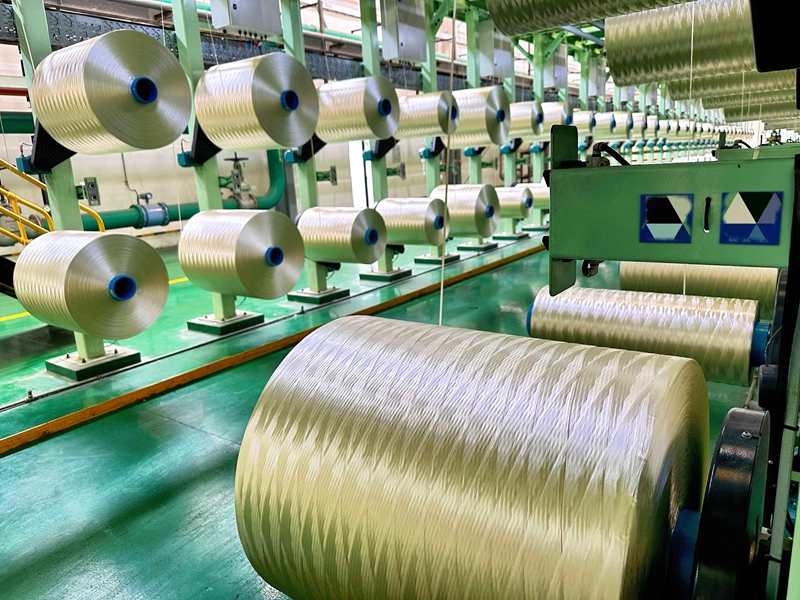 常州宏發(fā)縱橫新材料科技股份有限公司智數(shù)化生產(chǎn)車間。方愷怡攝