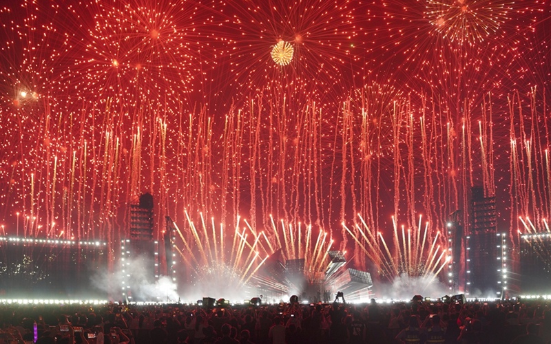 南京高淳舉辦“慢城焰火·歌手之夜”