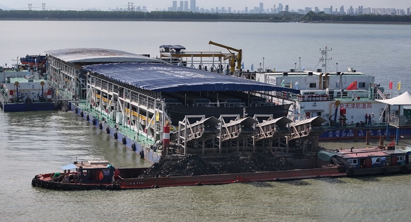 “太湖之光”水上作業(yè)平臺(tái)。受訪者供圖