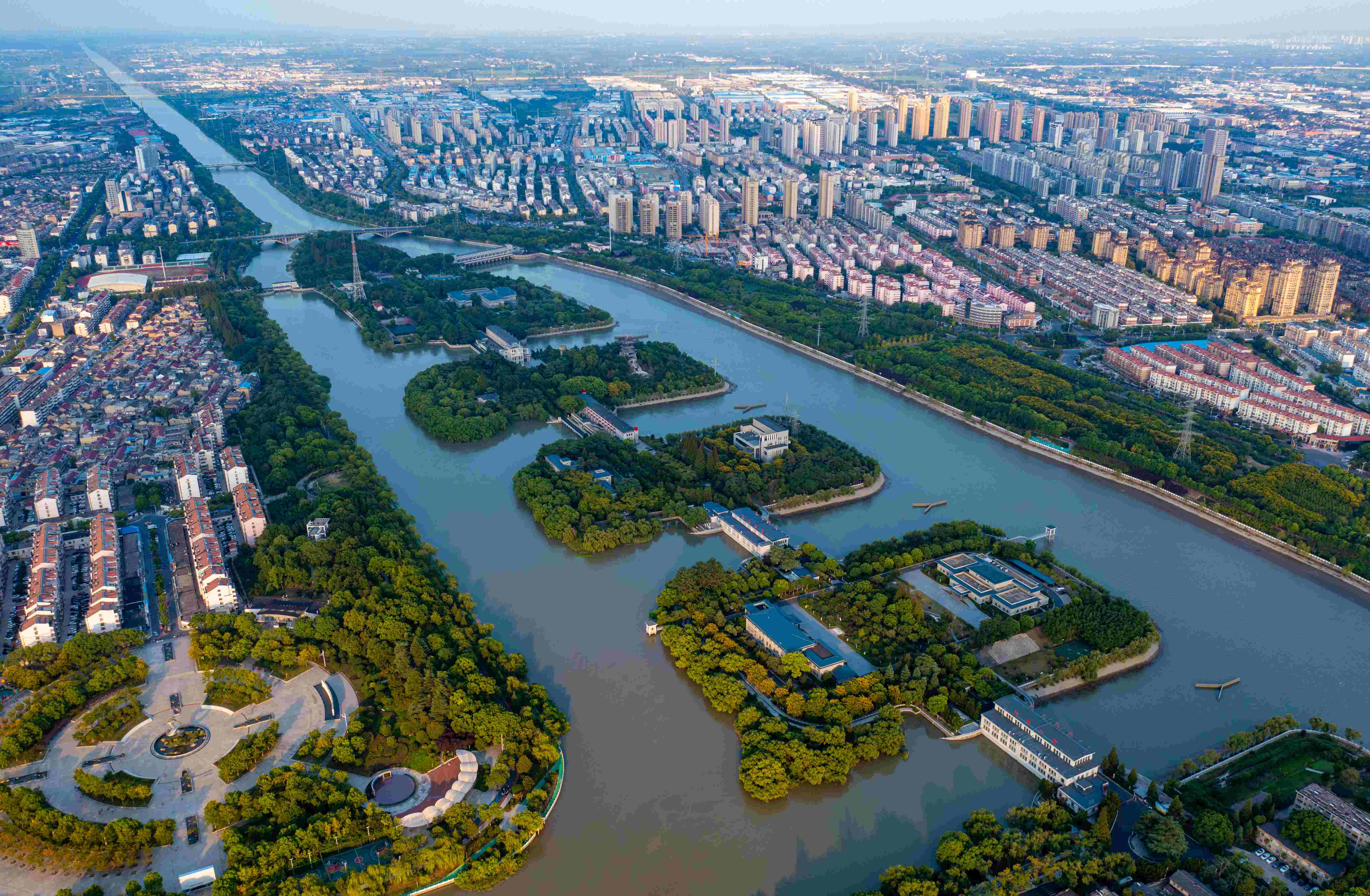 航拍江都水利樞紐。郁興攝