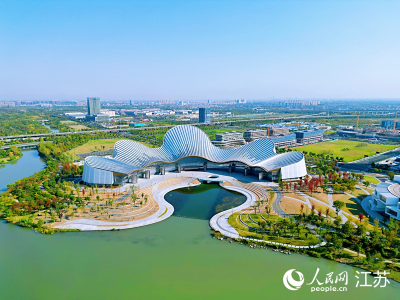 航拍南通大劇院。人民網(wǎng)記者 王繼亮