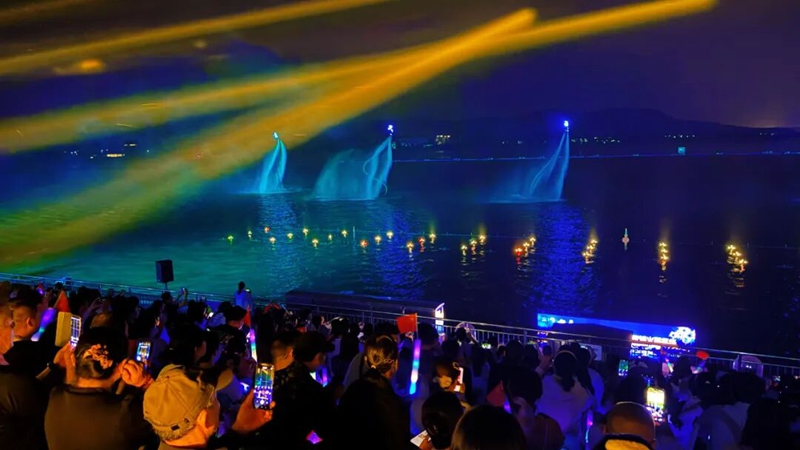 焰火表演現(xiàn)場(chǎng)。六合區(qū)委宣傳部供圖