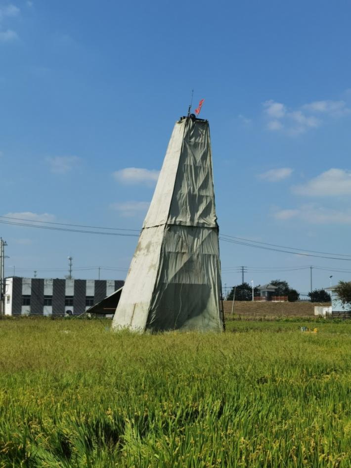 麻山頭-西湖村鍶礦普查項(xiàng)目野外作業(yè)場景照片
