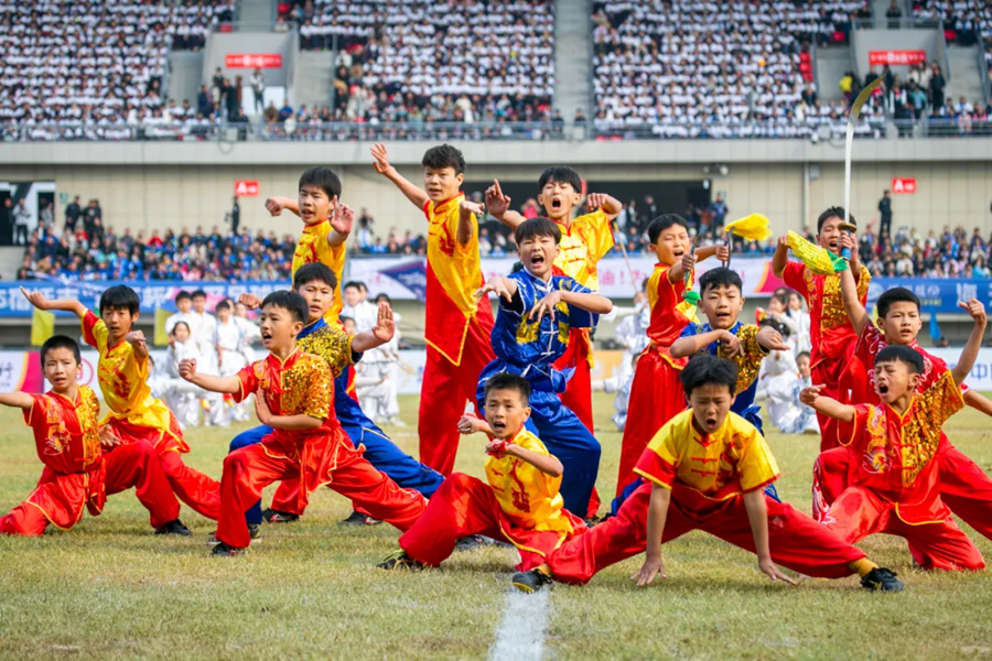 開(kāi)場(chǎng)表演。沭陽(yáng)攝協(xié)供圖