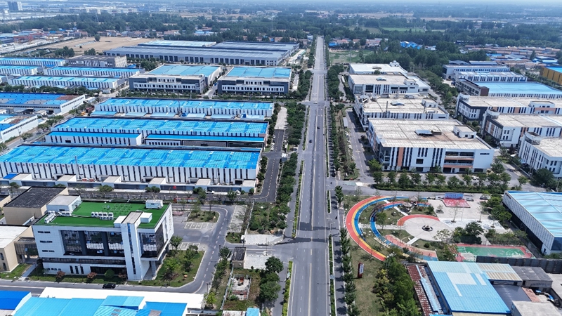 航拍宿城區(qū)耿車鎮(zhèn)綠色家居產(chǎn)業(yè)園。耿車鎮(zhèn)供圖