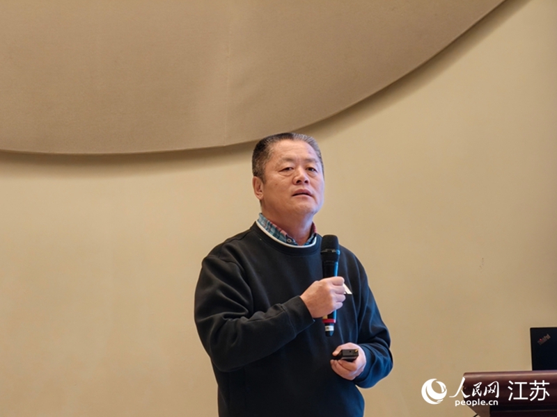 張向宏在WG6工作組會(huì)議上發(fā)言。人民網(wǎng)記者 鞠峰攝