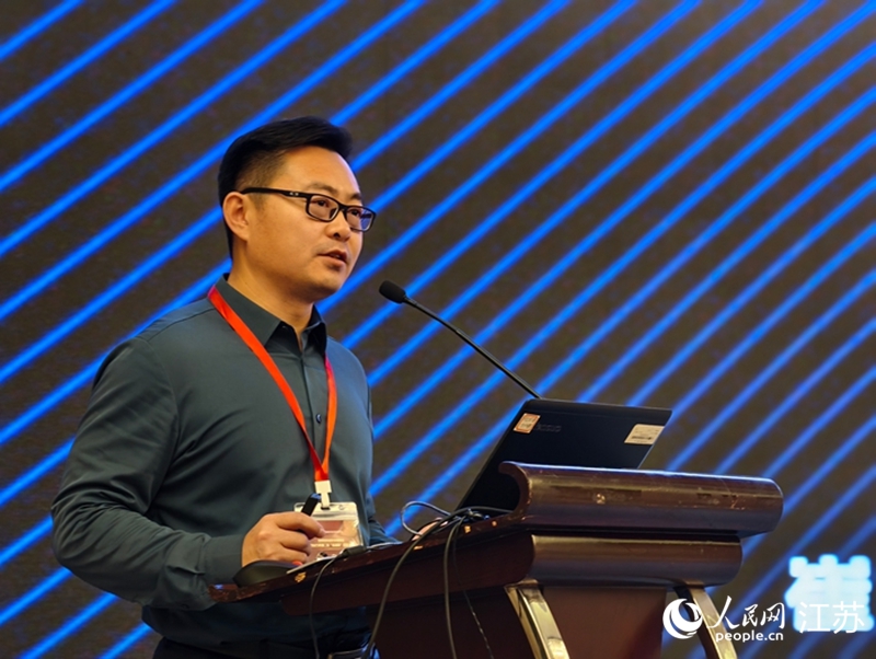 崔向雨在WG2數(shù)據(jù)治理標(biāo)準(zhǔn)工作組會議上發(fā)言。人民網(wǎng)記者 馬曉波攝