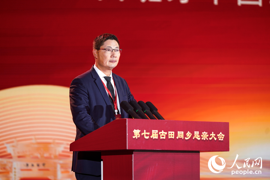 西班牙中國工商聯(lián)合會(huì)會(huì)長(zhǎng)陳勝利。實(shí)習(xí)生 鄭舒塵攝