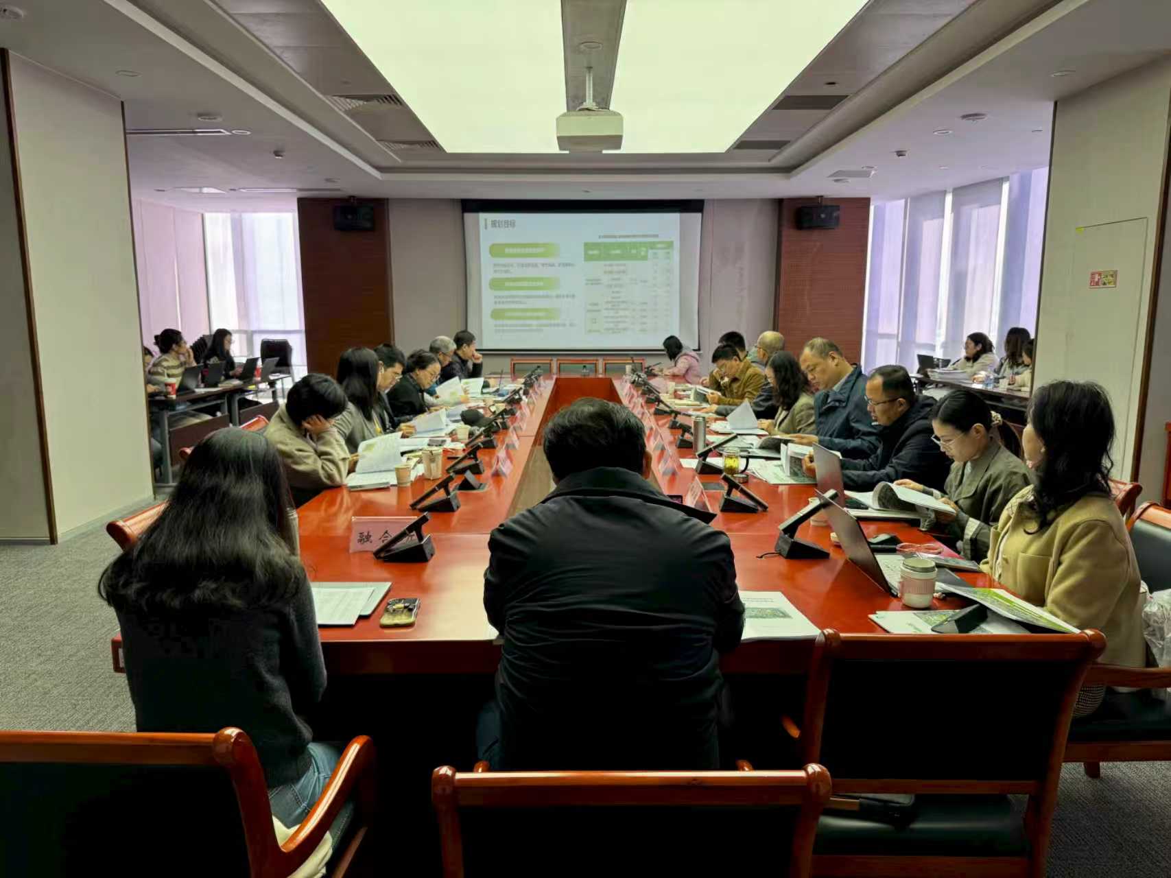 評審會現(xiàn)場。蘇州高鐵新城供圖