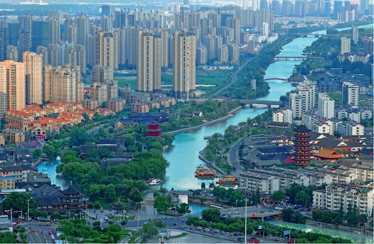 運河穿城而過，滋潤著淮安這座文化名城?；窗彩形W(wǎng)信辦供圖