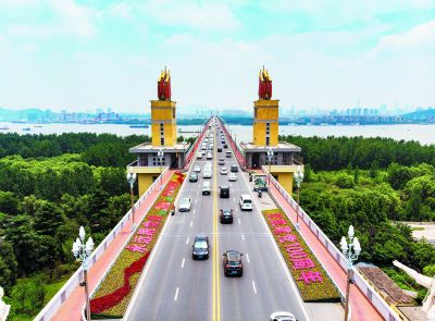 �Ͼ��L(zh��ng)������ϲ���һ�µ����}������