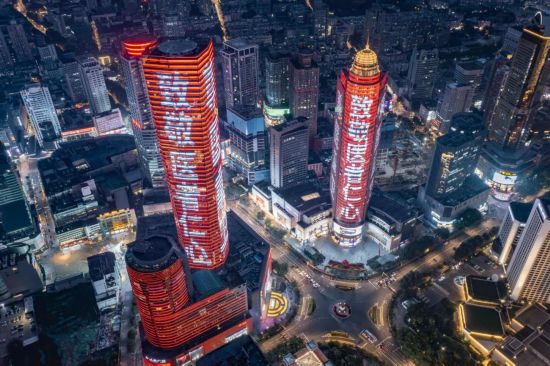 8��18�������Ͼ��½ֿڵĸߘǴ�B����������ʽ�¾��t(y��)�չ����ߡ��ψ���ý�wӛ�� �T�M �z